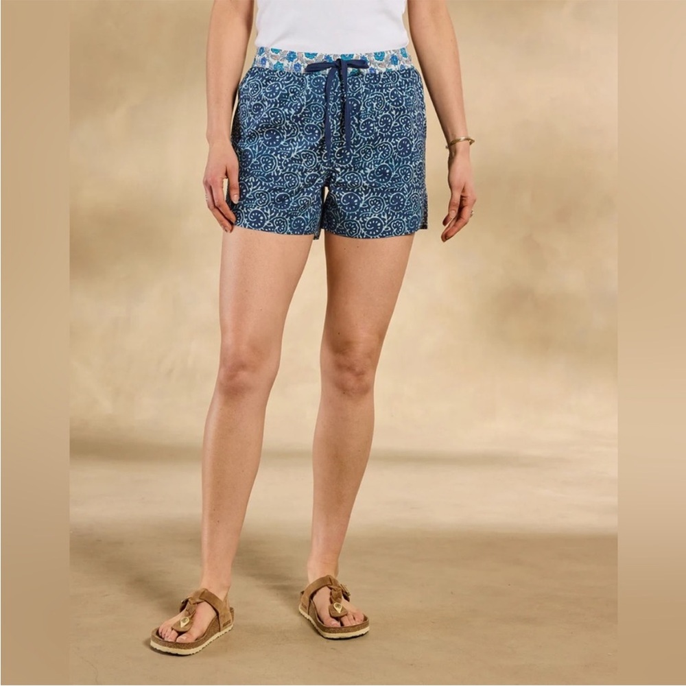 NEW Sundance Kai Printed Shorts Blue Pull On Cotton Women's Size 4 6 Small